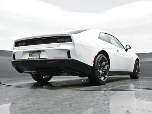 New 2026 Dodge Charger R/T AWD/4WD image 18