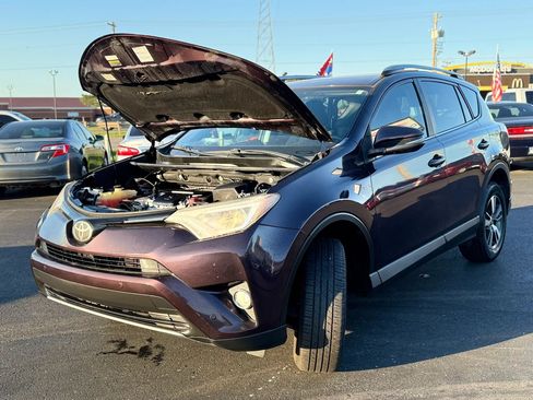Used 2017 Toyota RAV4 XLE FWD image 36