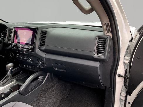 Used 2022 Nissan Frontier S w/ Technology Package AWD/4WD image 27