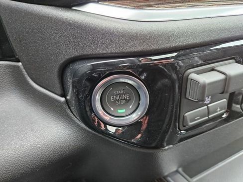 New 2026 GMC Sierra 1500 Elevation w/ Elevation Premium Package AWD/4WD image 24