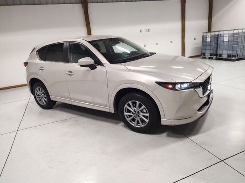 Used 2025 MAZDA CX-5 AWD 2.5 S w/ Select Package image 2