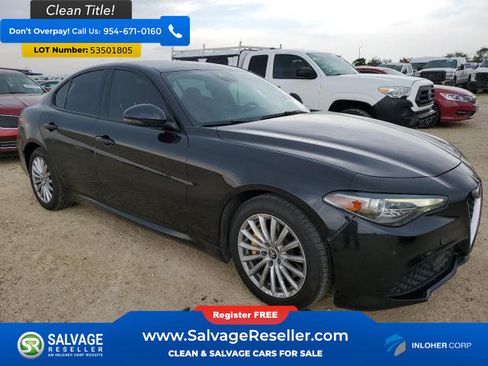 Used 2018 Alfa Romeo Giulia Ti Sport w/ Quick Order Package 22S Sport AWD/4WD image 5