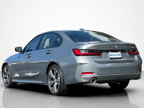 Used 2023 BMW 330i Sedan w/ Driving Assistance Package RWD image 3