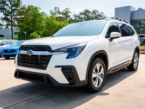 Certified 2024 Subaru Ascent Premium w/ Convenience Package AWD/4WD image 11