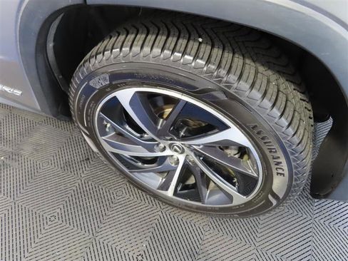 Used 2019 Lexus RX 450h AWD w/ Luxury Package image 7