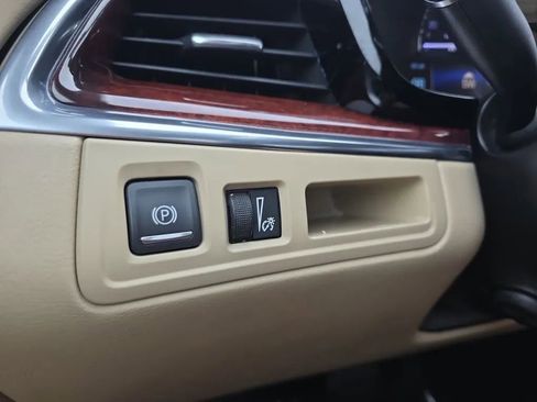 Used 2019 Cadillac XT5 Luxury FWD image 26