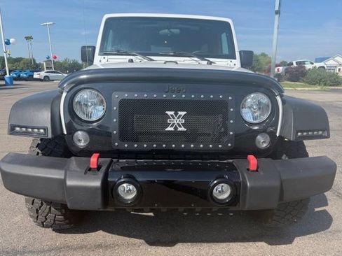 Used 2017 Jeep Wrangler Unlimited Sport AWD/4WD image 2