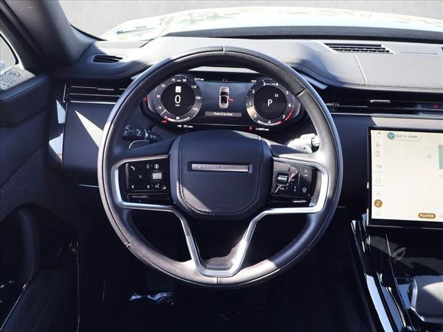 Used 2025 Land Rover Range Rover Sport SE AWD/4WD image 15