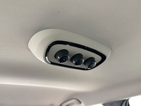 Used 2022 Dodge Durango SXT w/ Anodized Platinum Package image 24