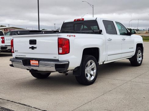 Used 2017 Chevrolet Silverado 1500 LTZ AWD/4WD image 6