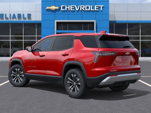 New 2026 Chevrolet Equinox LT image 3