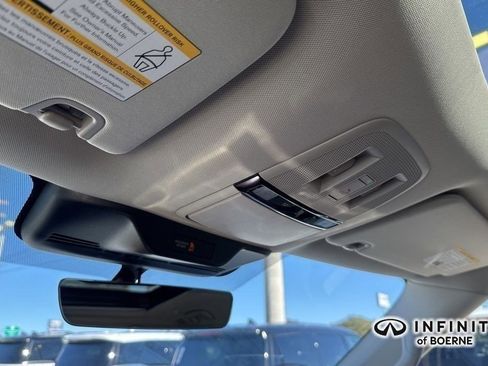 New 2026 INFINITI QX80 Luxe image 20