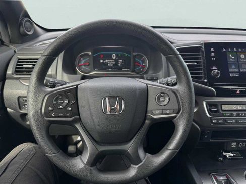 Used 2022 Honda Pilot Sport image 23