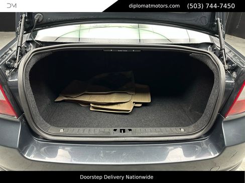 Used 2011 Volvo S80 3.2 image 38