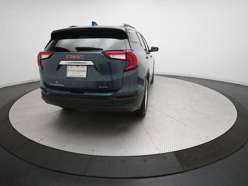 Used 2024 GMC Terrain SLE w/ Driver Convenience Package image 13