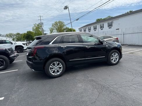 Used 2025 Cadillac XT5 Luxury w/ LPO, Floor Liner Package FWD image 4