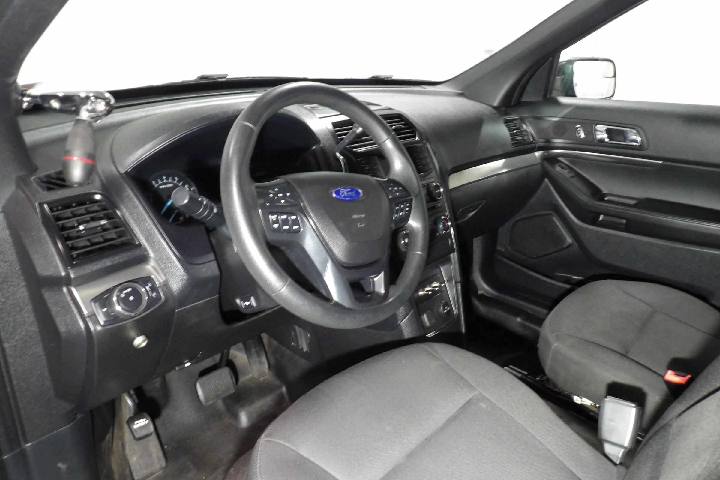 Used 2018 Ford Explorer 4WD Police Interceptor image 10