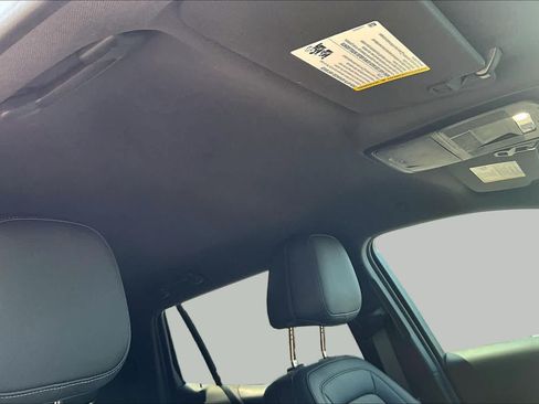 Used 2025 Chevrolet Equinox LT w/ Convenience Package II AWD/4WD image 13