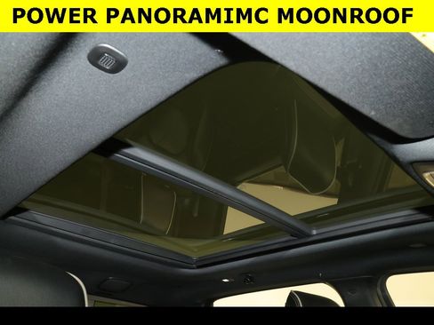 Used 2022 RAM 1500 Laramie image 2