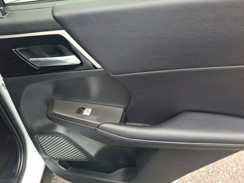 Used 2024 Mitsubishi Outlander SE AWD/4WD image 14