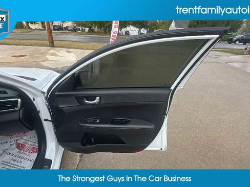 Used 2017 Kia Optima SX image 38