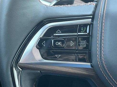 New 2025 Jeep Grand Cherokee Summit image 28