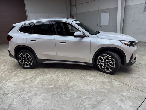 Certified 2025 BMW X1 xDrive28i image 6