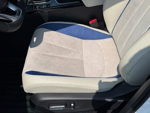 Certified 2025 Acura ADX A-Spec image 11