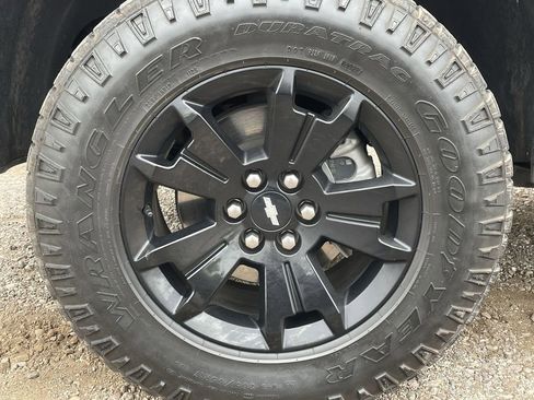 Used 2022 Chevrolet Colorado Z71 w/ Z71 Midnight Edition image 30