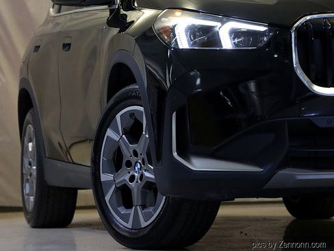 Certified 2023 BMW X1 xDrive28i w/ Convenience Package image 4
