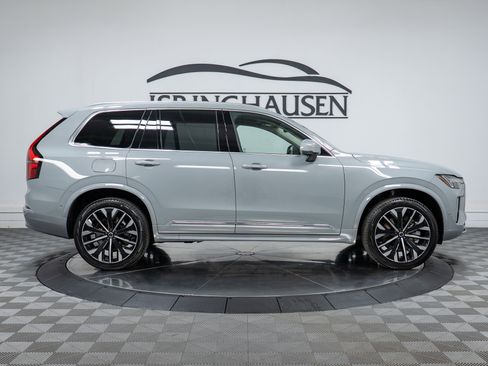 New 2026 Volvo XC90 T8 Plus w/ Protection Package Premier image 4