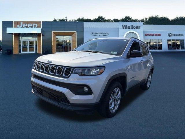 Certified 2026 Jeep Compass Latitude w/ Mopar All Weather Package AWD/4WD image 1