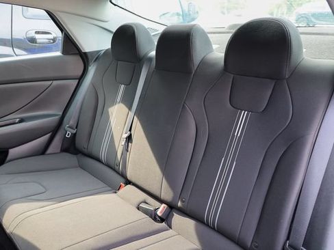 Used 2023 Hyundai Elantra SEL FWD image 24