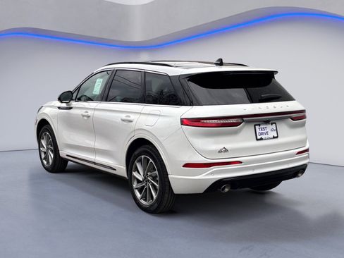 New 2026 Lincoln Corsair Grand Touring image 12