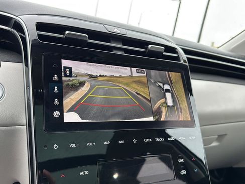 Used 2024 Hyundai Tucson Limited image 23