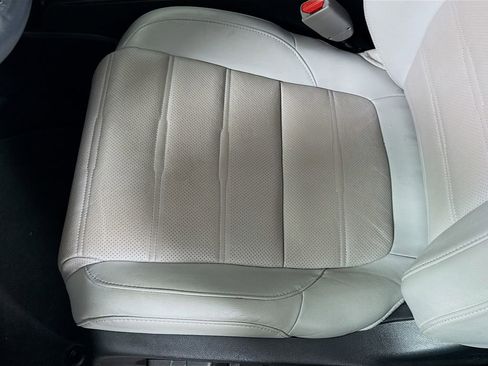 Used 2021 Honda CR-V EX-L image 18
