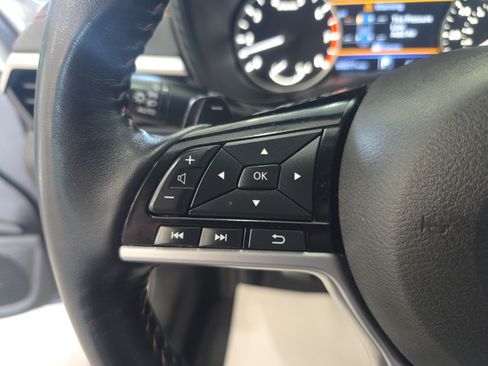 Used 2019 Nissan Altima 2.5 SR w/ SR Premium Package AWD/4WD image 15