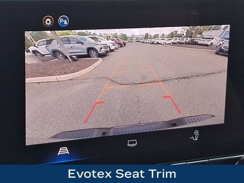 Used 2025 Chevrolet Colorado Trail Boss AWD/4WD image 13