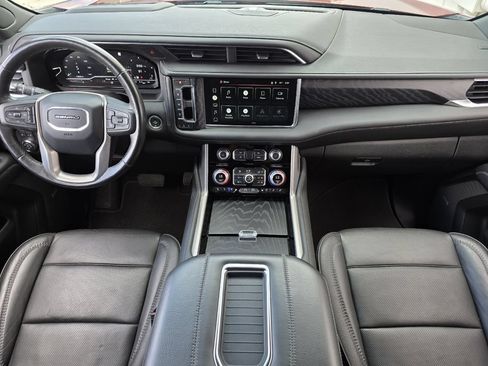 Used 2022 GMC Yukon XL Denali AWD/4WD image 9