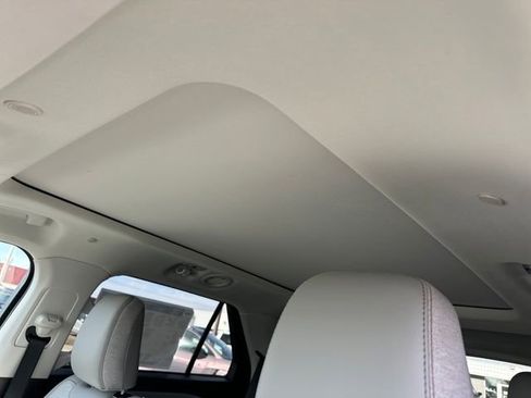 New 2026 Ford Explorer Active AWD/4WD image 21
