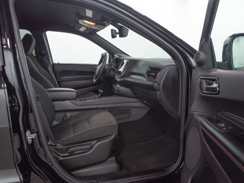 Used 2025 Dodge Durango GT AWD/4WD image 19