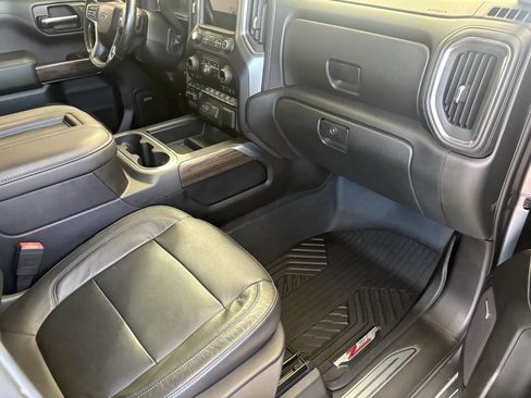 Used 2020 Chevrolet Silverado 1500 LT Trail Boss image 36