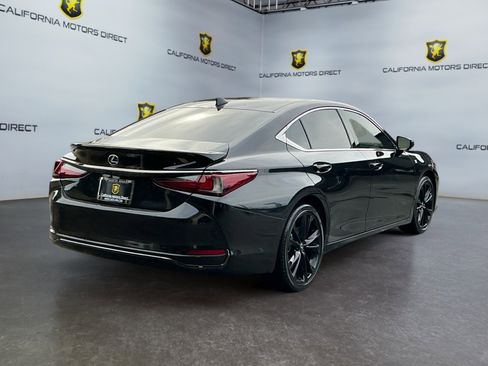 Used 2023 Lexus ES 300h F Sport w/ Accessory Package (Z2) image 5