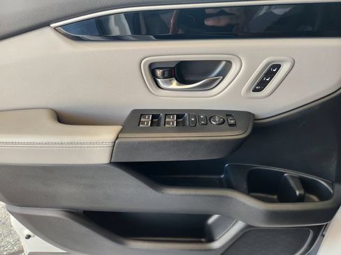 Used 2025 Honda Pilot Touring image 25