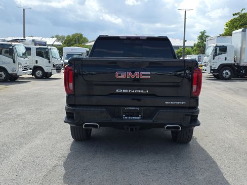 Used 2022 GMC Sierra 1500 Denali w/ Denali Reserve Package AWD/4WD image 6