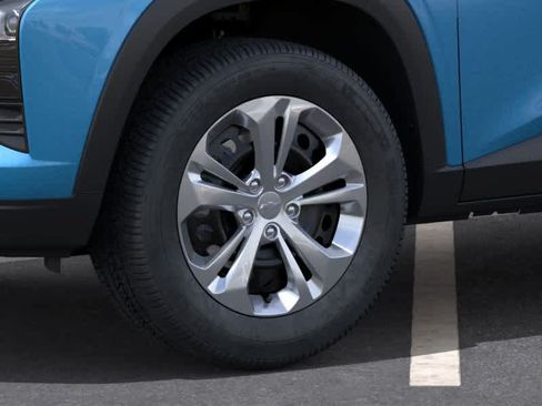 New 2026 Chevrolet Trax LS FWD image 9