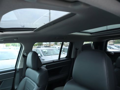 New 2026 Hyundai Santa Fe Limited FWD image 17