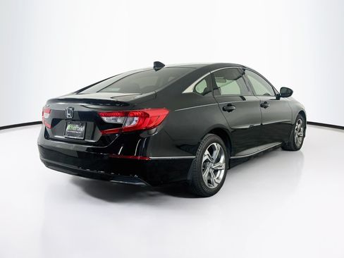 Used 2018 Honda Accord EX image 9