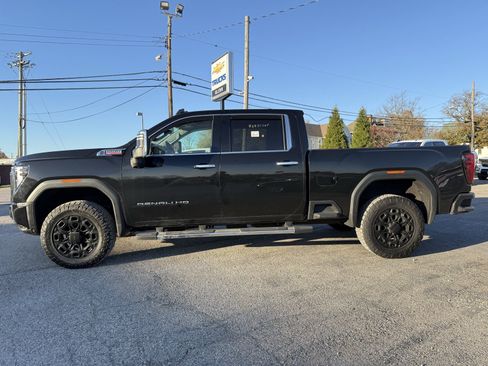 Used 2024 GMC Sierra 2500 Denali w/ Denali Reserve Package image 4