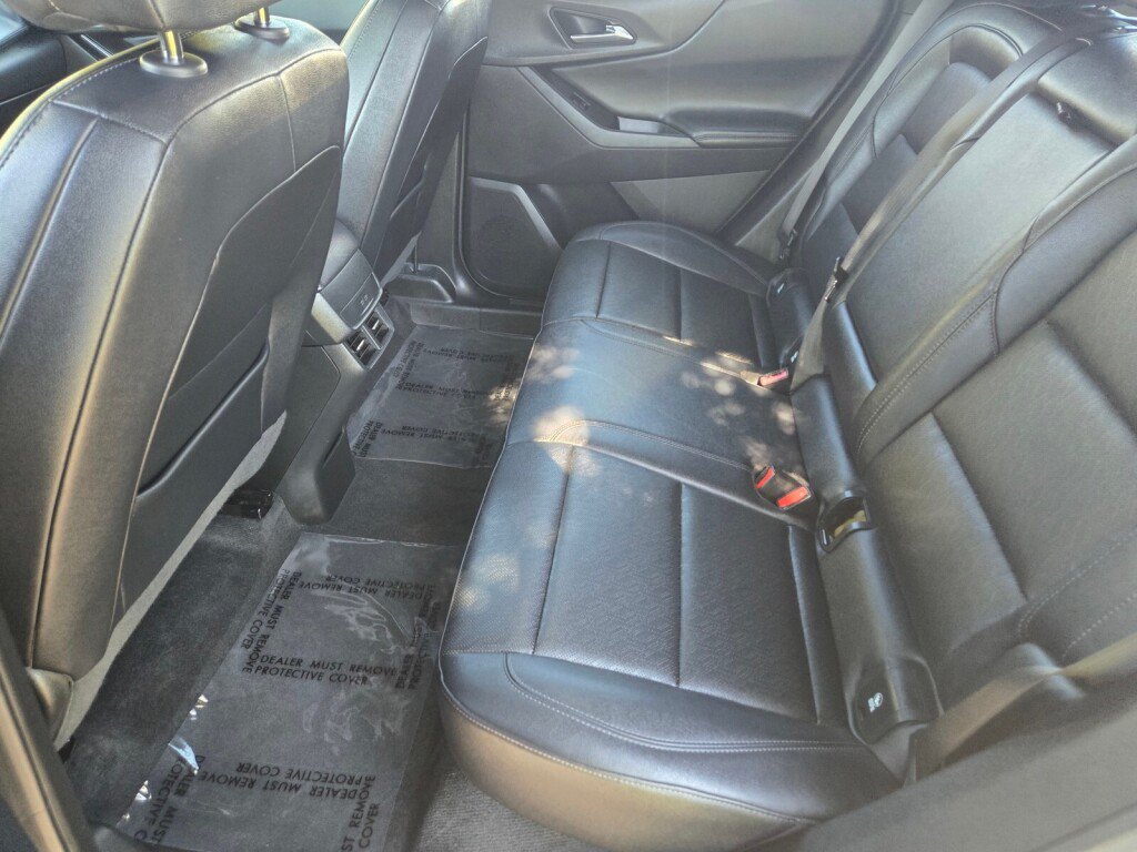 Used 2025 Chevrolet Equinox LT w/ Convenience Package II FWD image 11